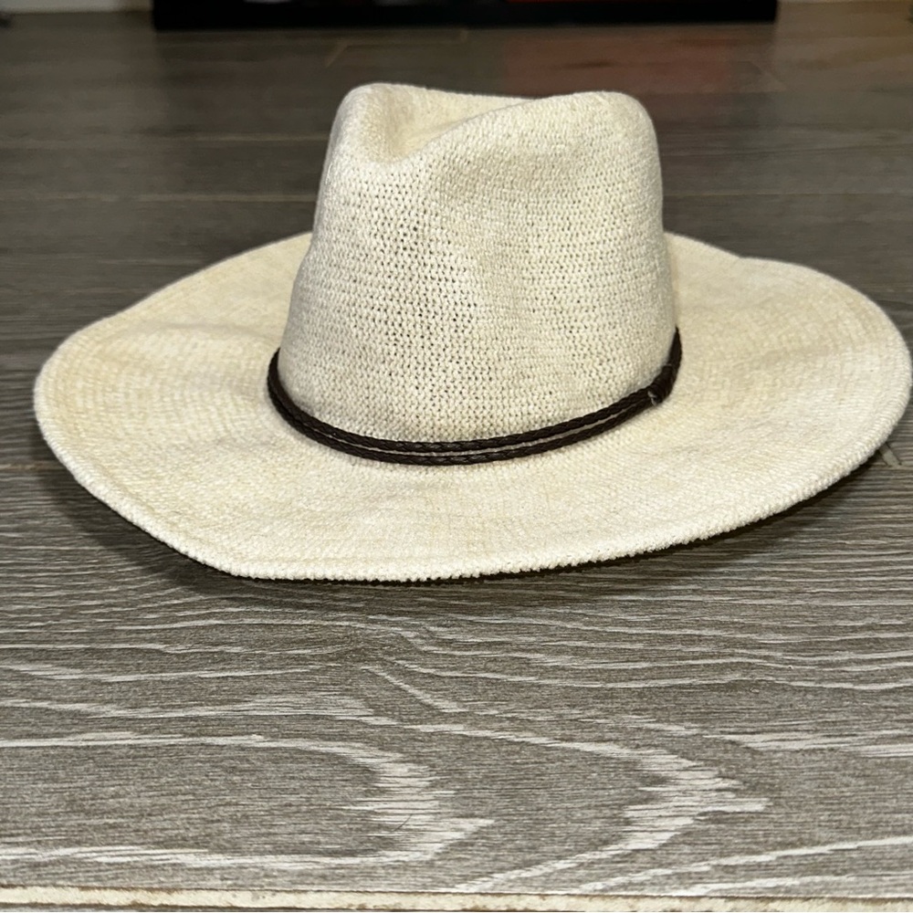 Olive & Pique Colette Chenille Fedora Cream Women’s Pinched Hat Western Casual